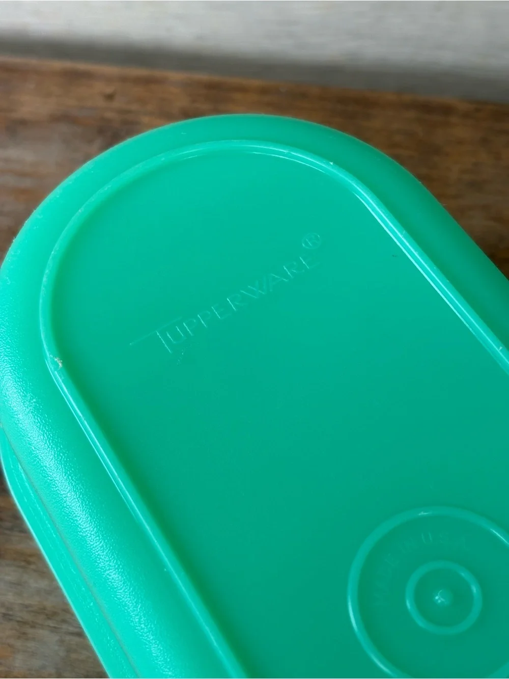 VTG Tupperware Handy Grater, specifically the jadeite green color variant